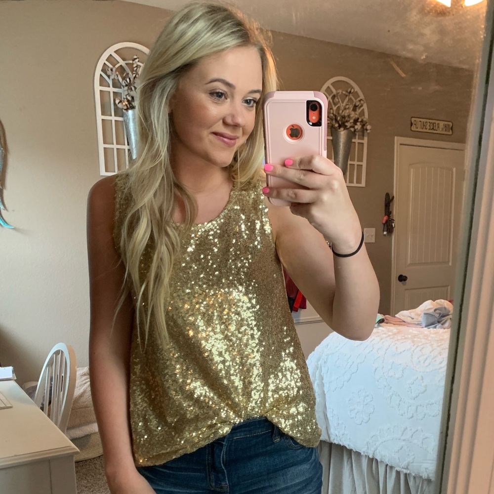 Gold sparkle tank!